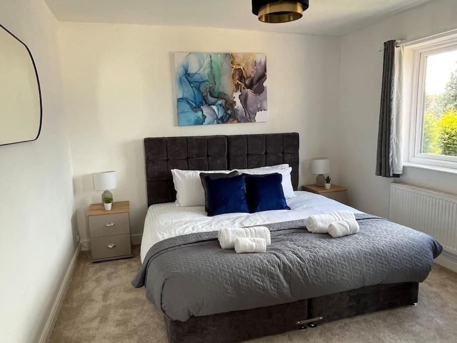 Modern 4-Bed House With Garden & Parking Villa Coventry Ngoại thất bức ảnh